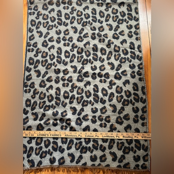 Anthropologie Leopard Fringed Scarf - Picture 5 of 5